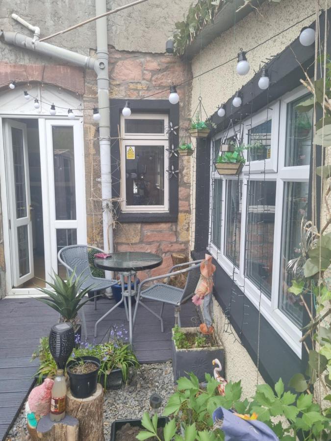 Nanny Bambi'S Highland Hoose Inverness Exterior foto