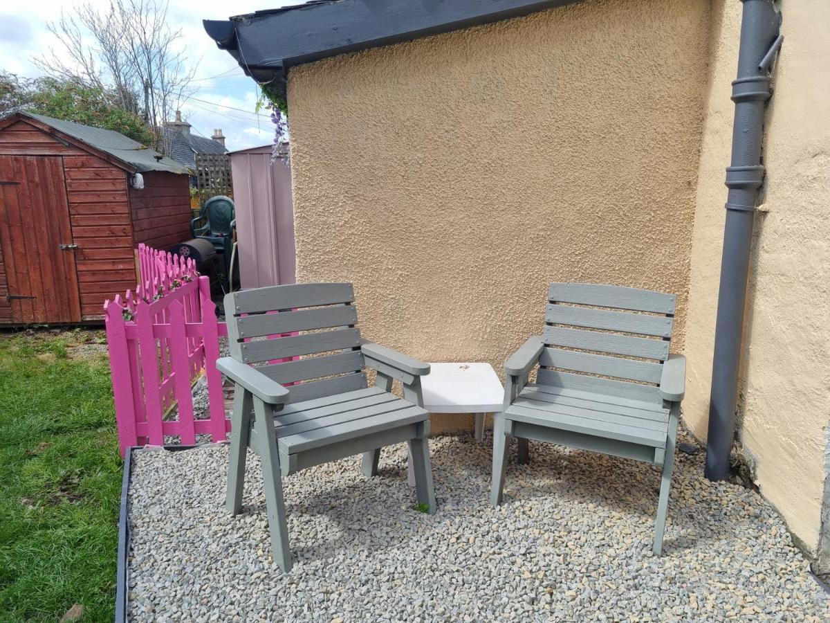 Nanny Bambi'S Highland Hoose Inverness Exterior foto
